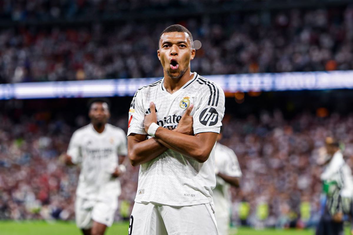 Mbappe Breaks Scoring Drought with a Brace in Real Madrid's Victory over Betis | La Liga